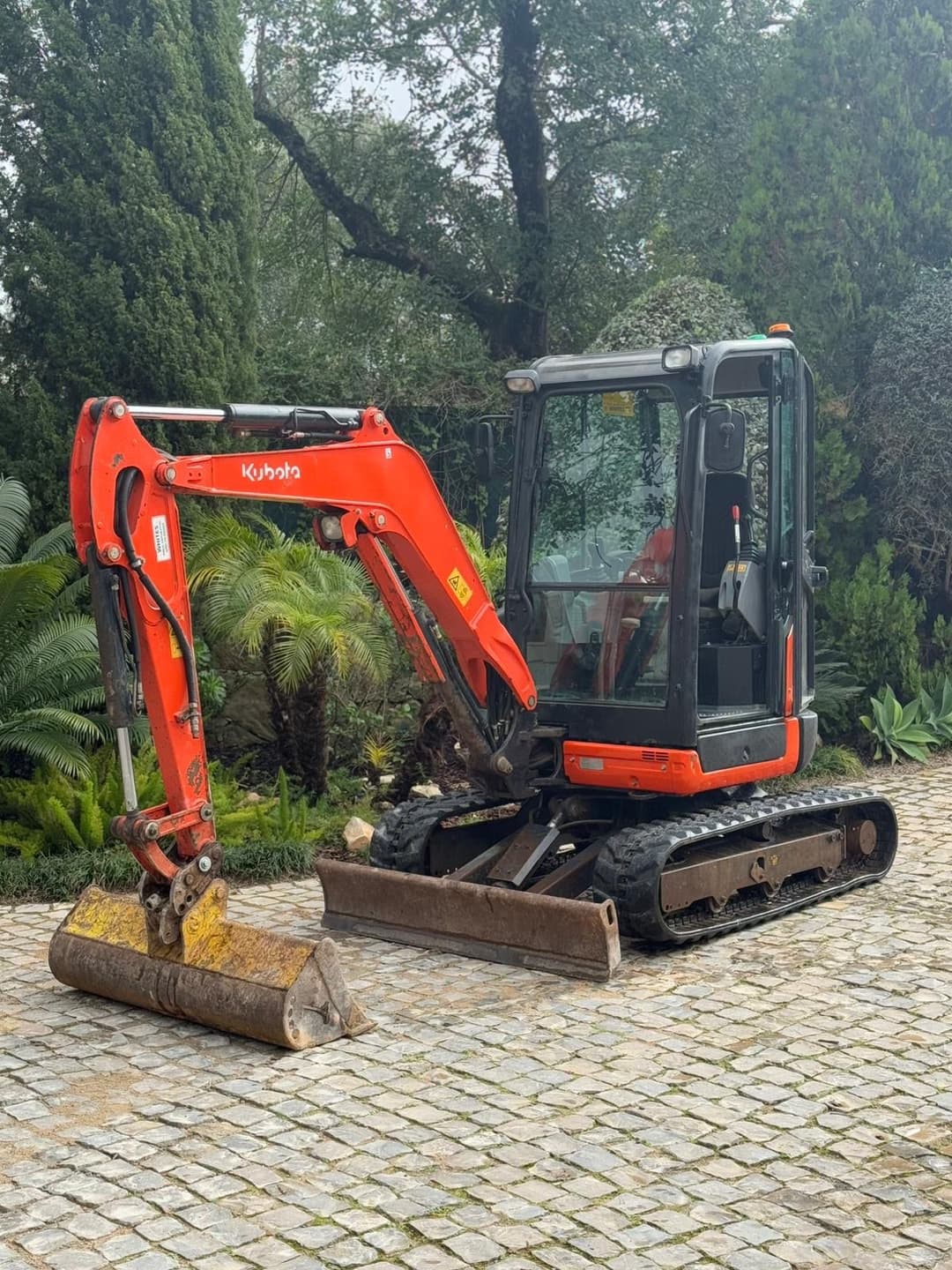 Mini Excavator Operator Algarve